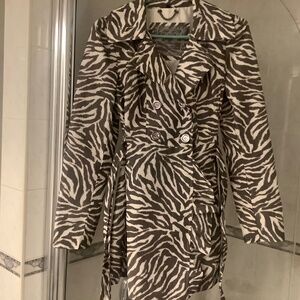 Guess rain jacket